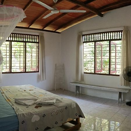 'Kolamba Gedara' Green Apartment Ruwanwella ภายนอก รูปภาพ