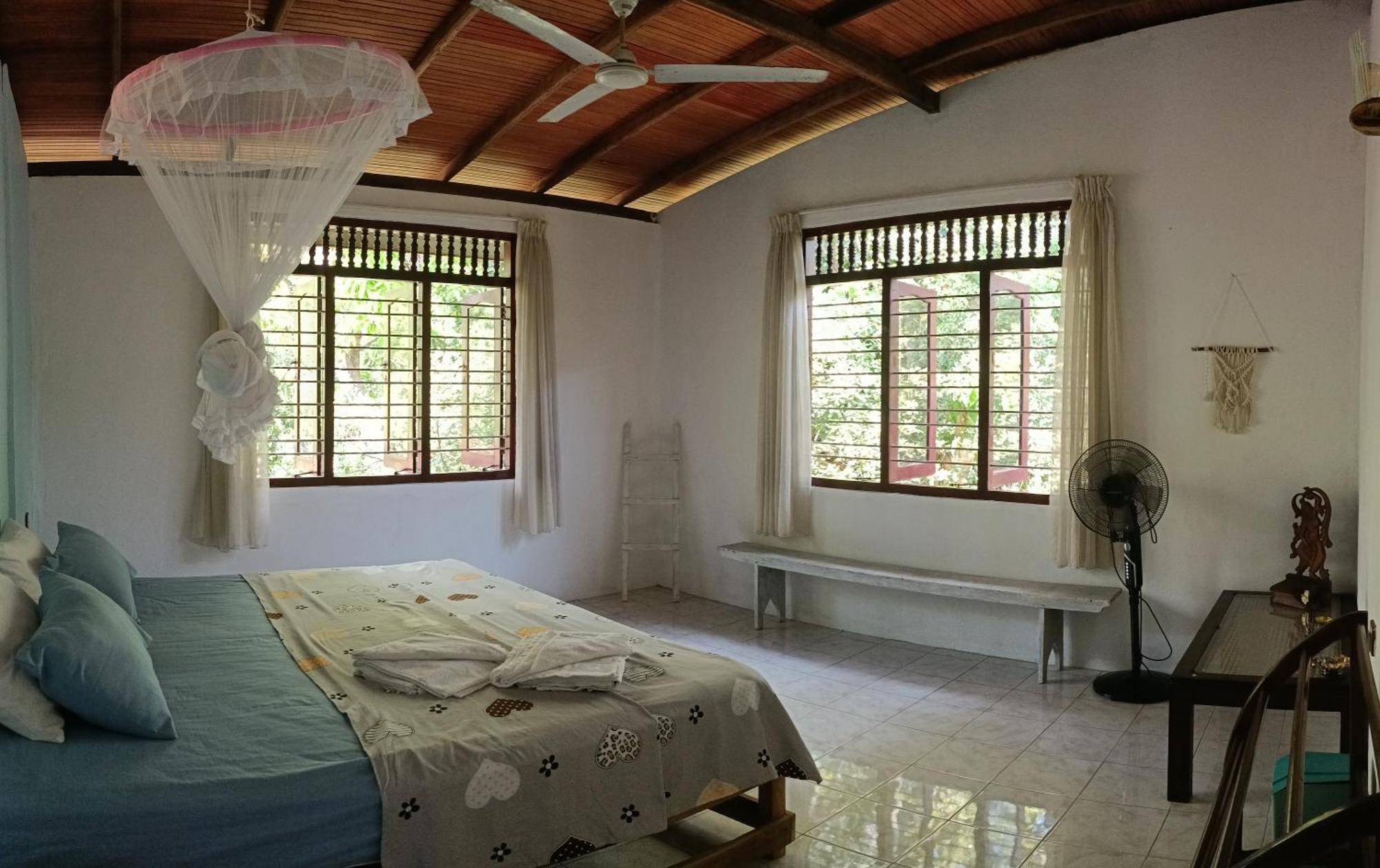 'Kolamba Gedara' Green Apartment Ruwanwella ภายนอก รูปภาพ
